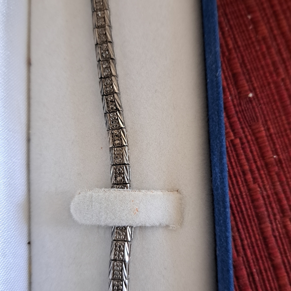 18cm: Diamond Tennis Bracelet